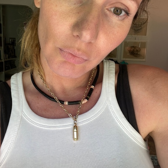 Cool Chill Pill necklace gold filled - Picture 3 of 5